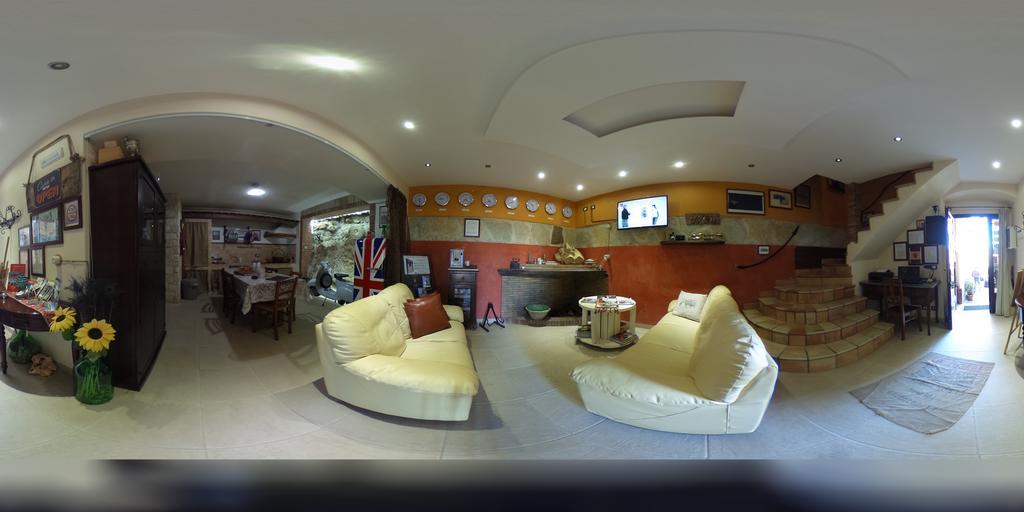 Guest House La Corte Normanna Шакка Екстер'єр фото